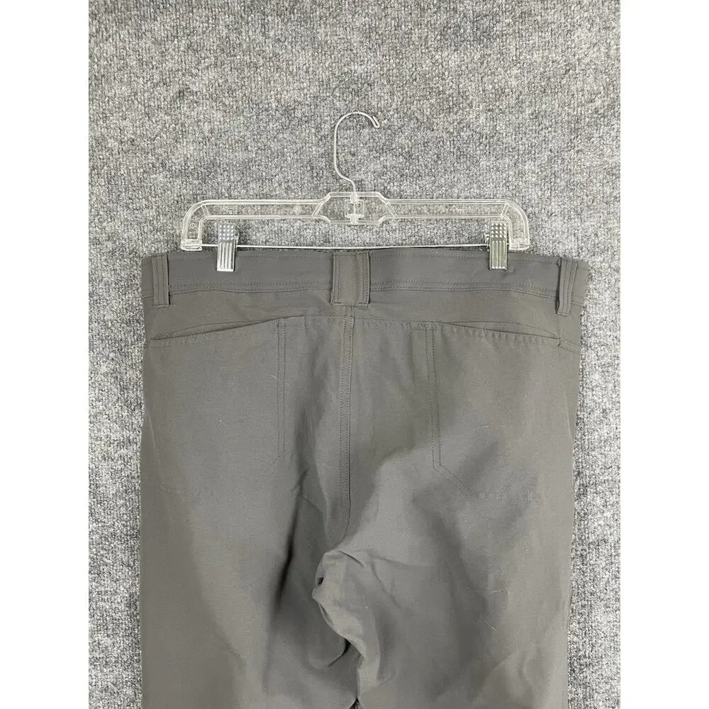 Pacific Outfitters Men's Regular Fit Gray Nylon Blend Pants 36x32‎